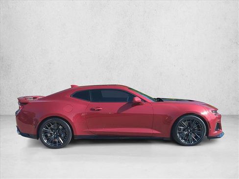 Used 2018 Chevrolet Camaro ZL1 image 4