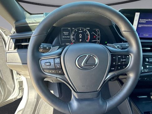 Used 2025 Lexus ES 350 w/ Premium Package FWD image 20