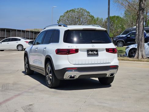 Certified 2025 Mercedes-Benz GLB 250 image 4