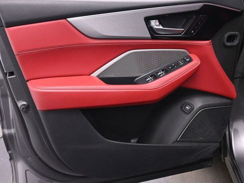 Used 2023 Acura MDX A-Spec image 10