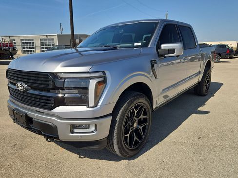Used 2025 Ford F150 Platinum w/ Equipment Group 702A High AWD/4WD image 7