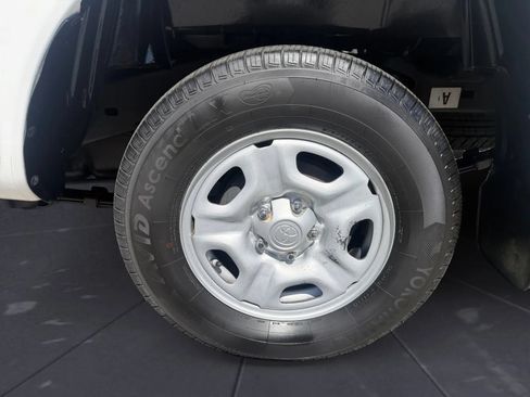 Used 2013 Toyota Tacoma 2WD Regular Cab image 28