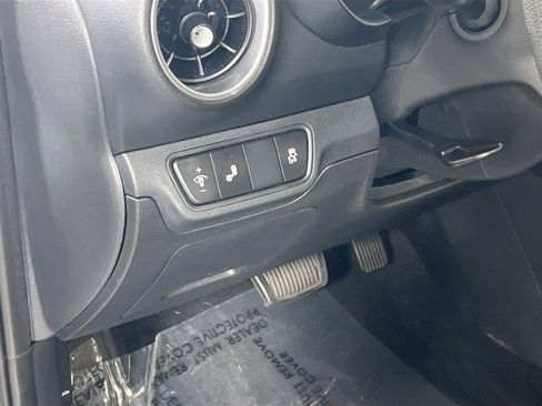 Used 2023 Kia Forte LXS w/ LXS Technology Package image 10