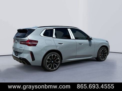Used 2025 BMW X3 xDrive30i w/ Premium Package image 3