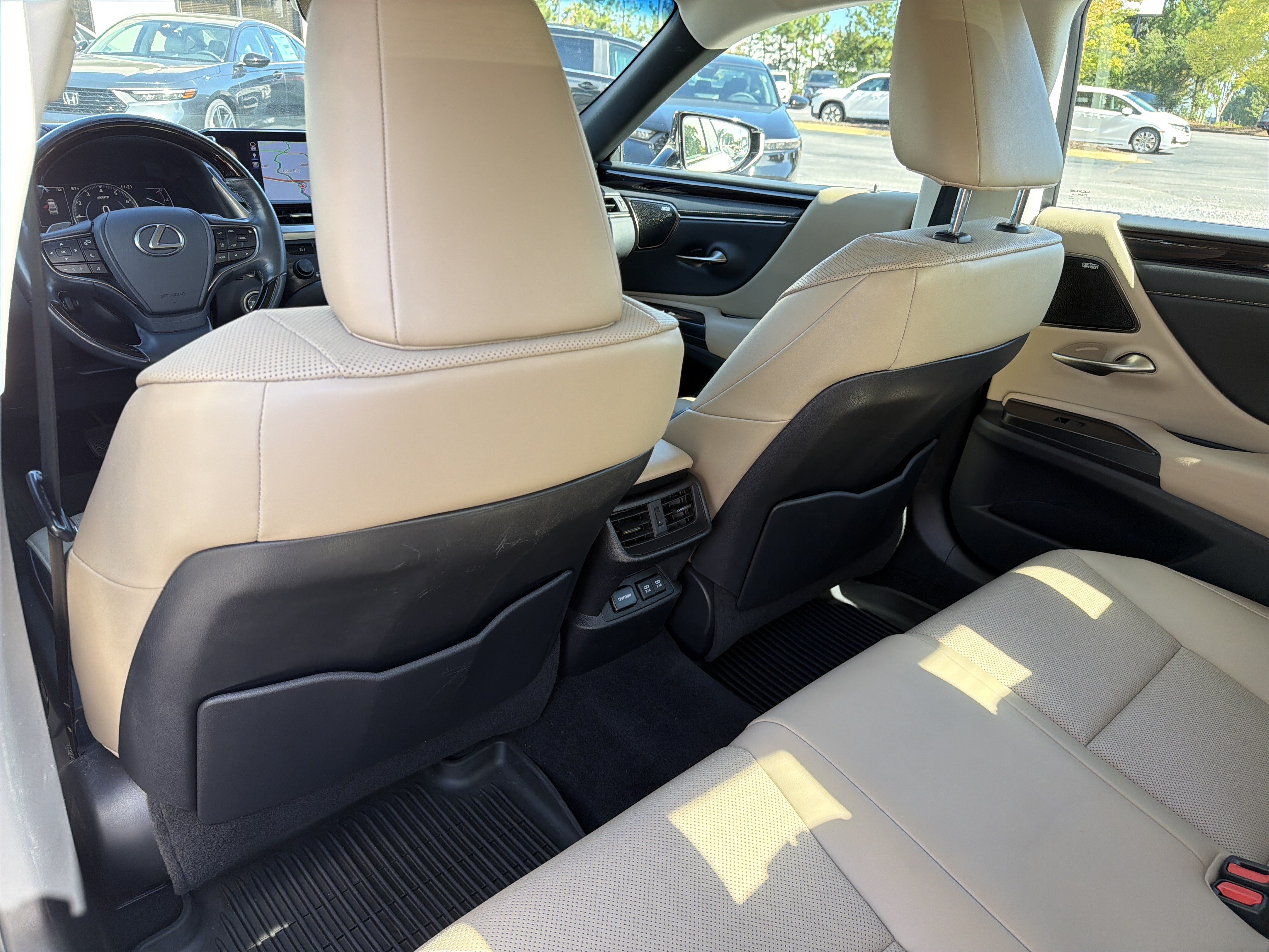 Used 2019 Lexus ES 350 w/ Premium Package FWD image 22