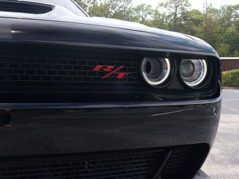 Used 2020 Dodge Challenger R/T Scat Pack RWD image 28