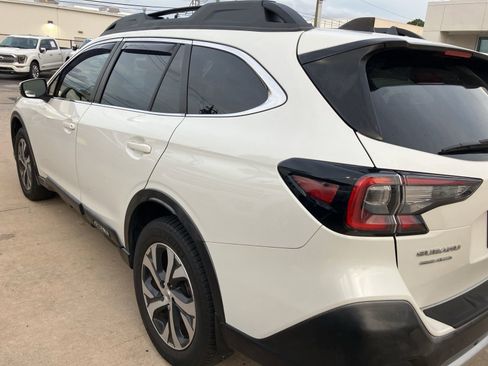 Used 2020 Subaru Outback Limited w/ Popular Package #2 AWD/4WD image 7