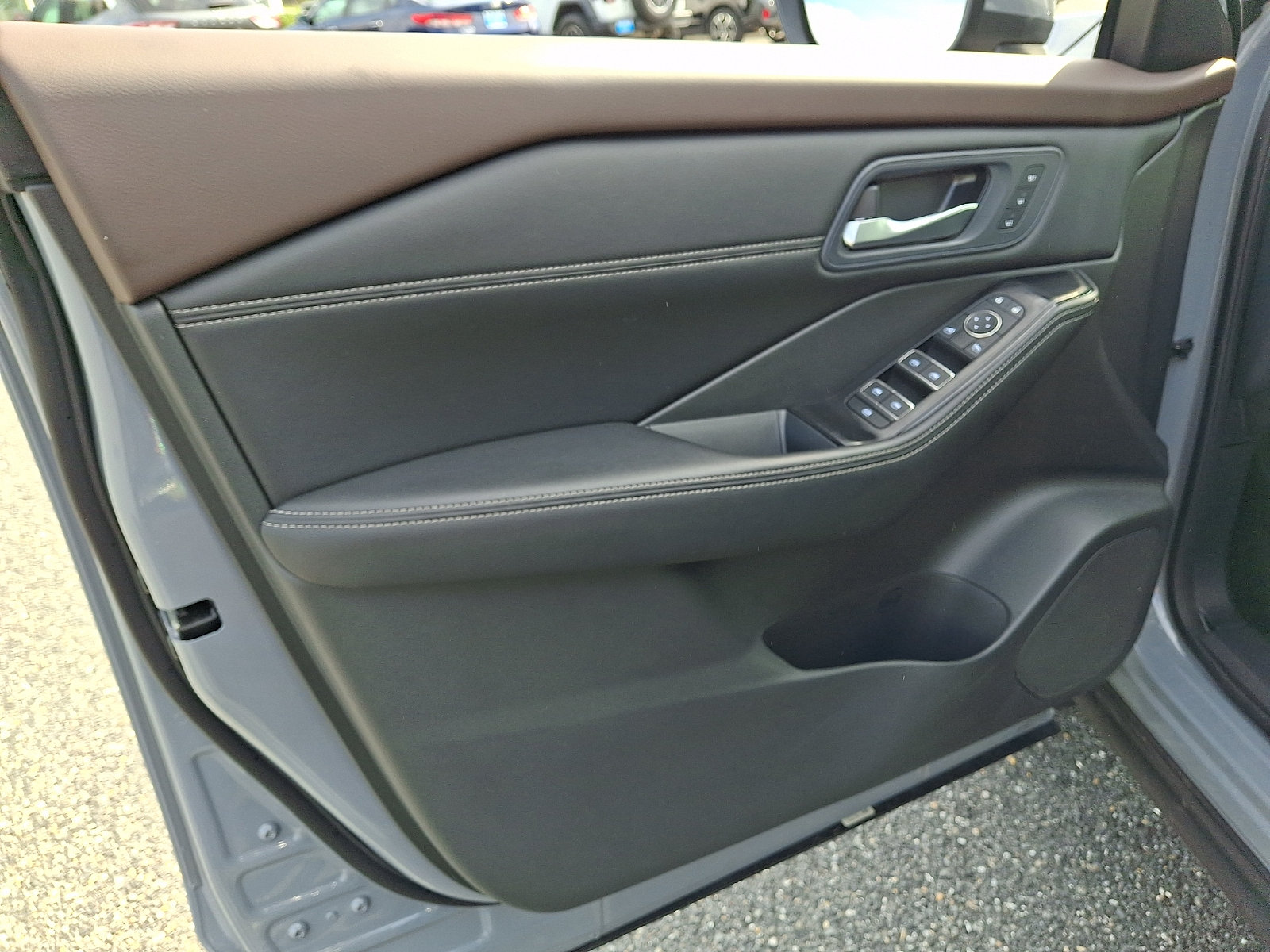Used 2023 Nissan Rogue SL w/ SL Premium Package AWD/4WD image 13
