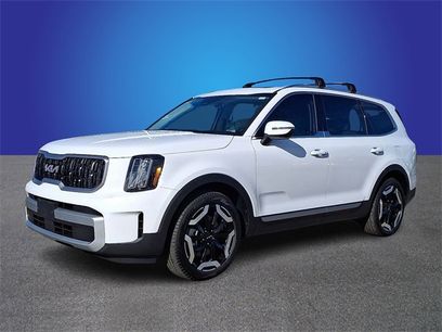Used 2025 Kia Telluride EX w/ EX Captain's Chair Package