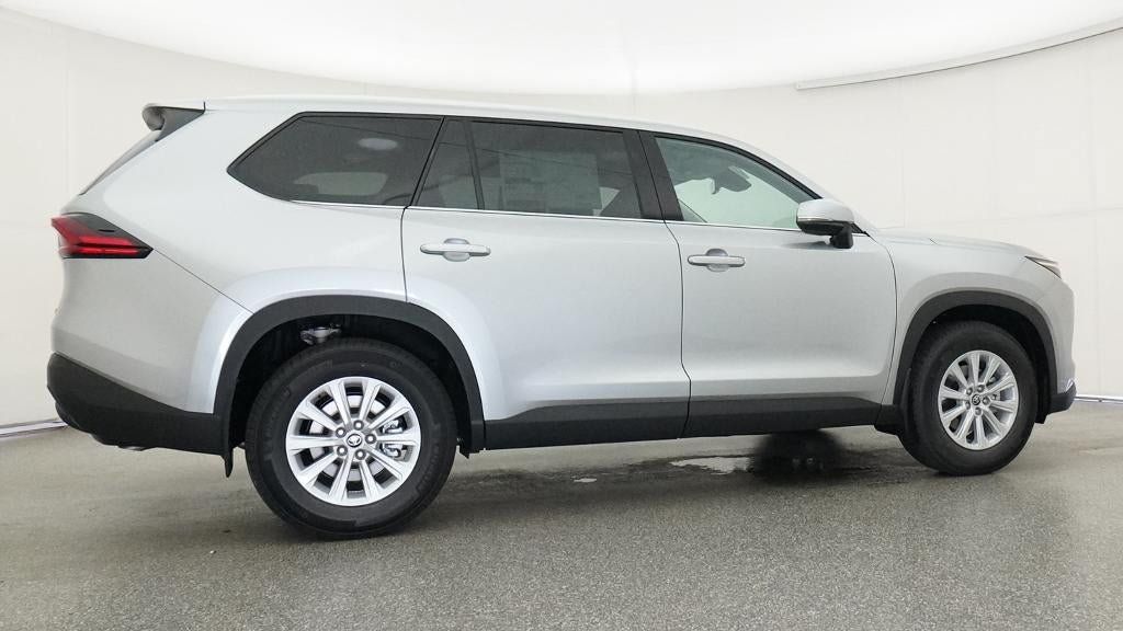New 2026 Toyota Grand Highlander FWD image 26