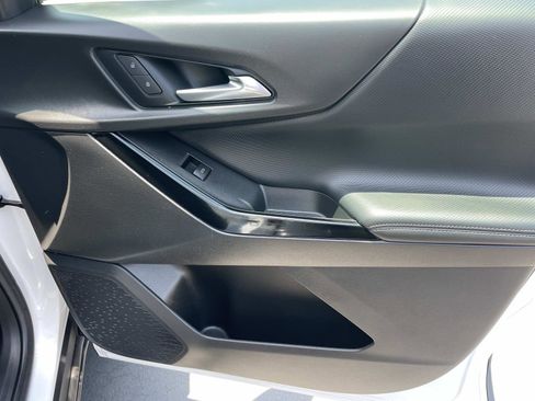 Used 2025 Chevrolet Equinox LT FWD image 27