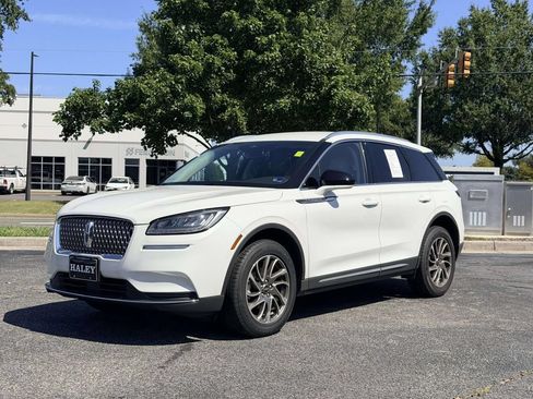 Used 2022 Lincoln Corsair FWD w/ Equipment Group 101A image 5