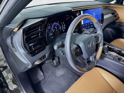 Certified 2024 Lexus RX 350h w/ Accessory Package (Z1) AWD/4WD image 9
