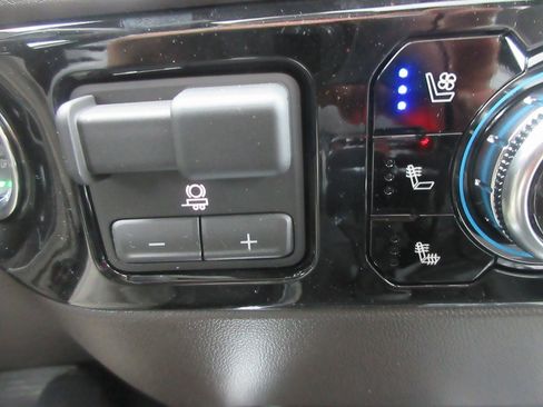 New 2026 GMC Sierra 1500 SLT w/ SLT Premium Plus Package image 21