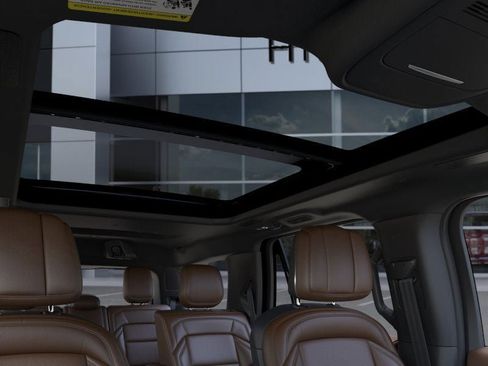 New 2025 Lincoln Navigator Reserve image 22