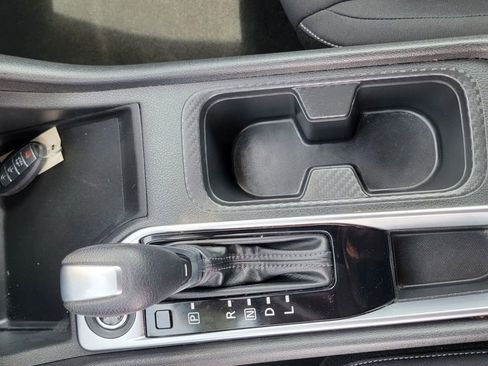 Used 2022 Nissan Sentra SV FWD image 21