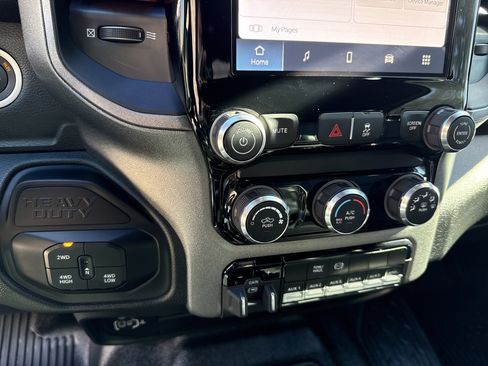 Used 2025 RAM 3500 Tradesman w/ Chrome Appearance Group image 31