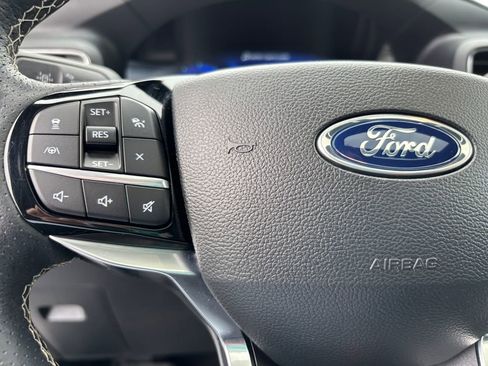 Used 2022 Ford Explorer ST w/ ST Street Pack image 18