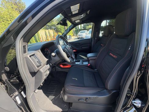 Used 2026 Nissan Frontier PRO-4X AWD/4WD image 27