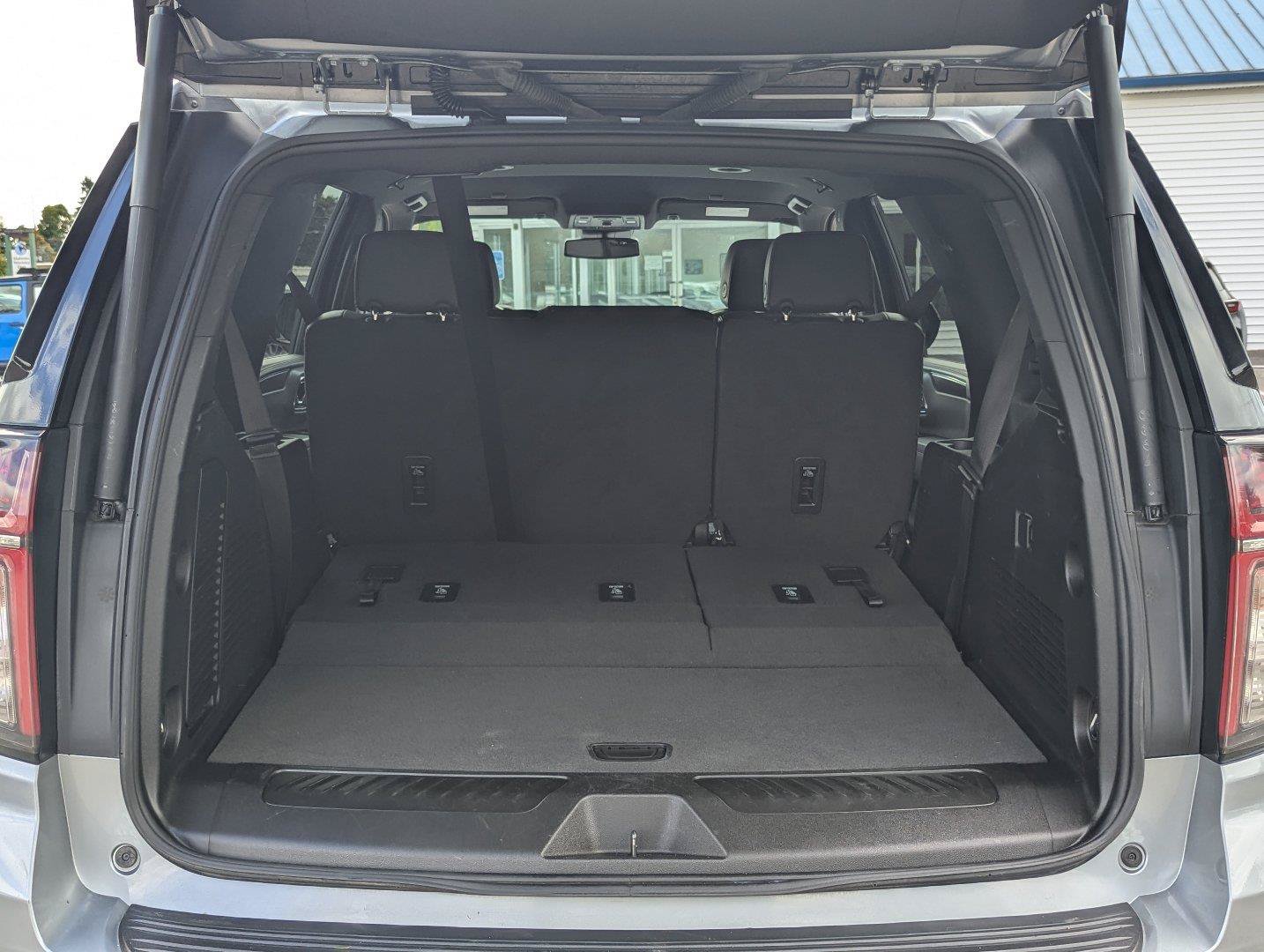 Used 2024 Chevrolet Tahoe LT AWD/4WD image 34