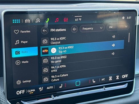 New 2026 Volkswagen Tiguan SE R-Line AWD/4WD image 17