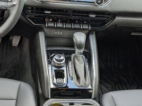 New 2026 GMC Canyon Elevation w/ Convenience Package image 22