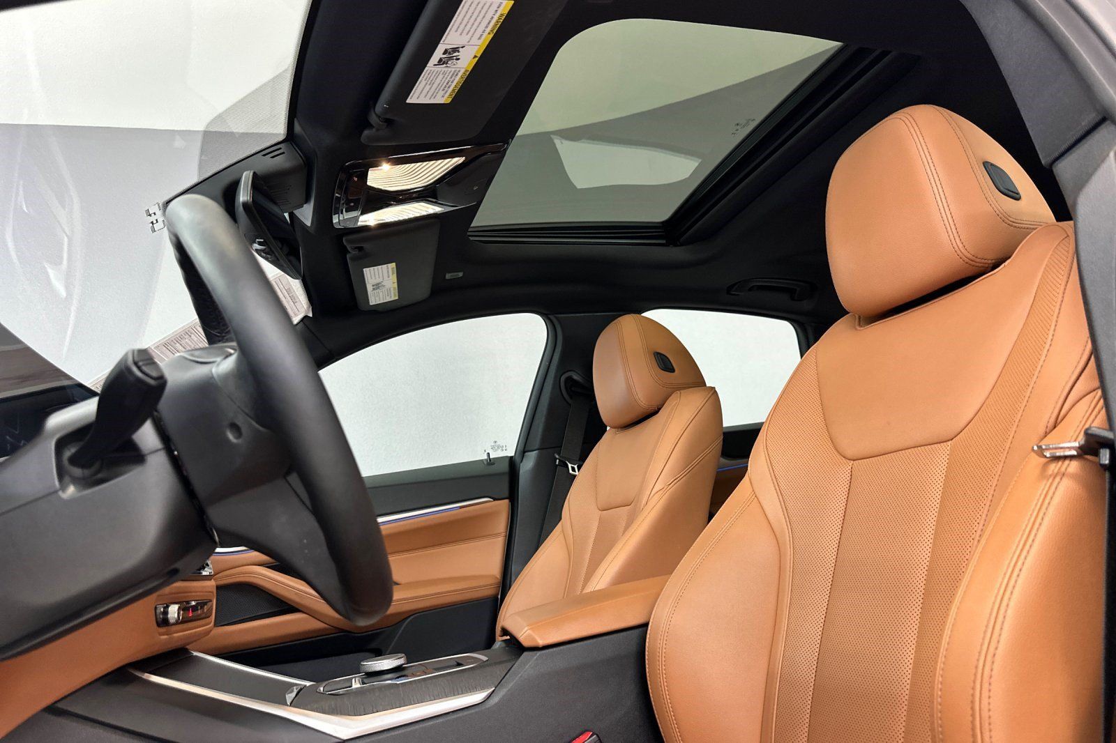 Used 2024 BMW i4 eDrive40 w/ Premium Package RWD image 23