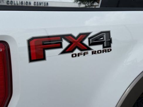 Used 2019 Ford F250 King Ranch w/ King Ranch Ultimate Package AWD/4WD image 13