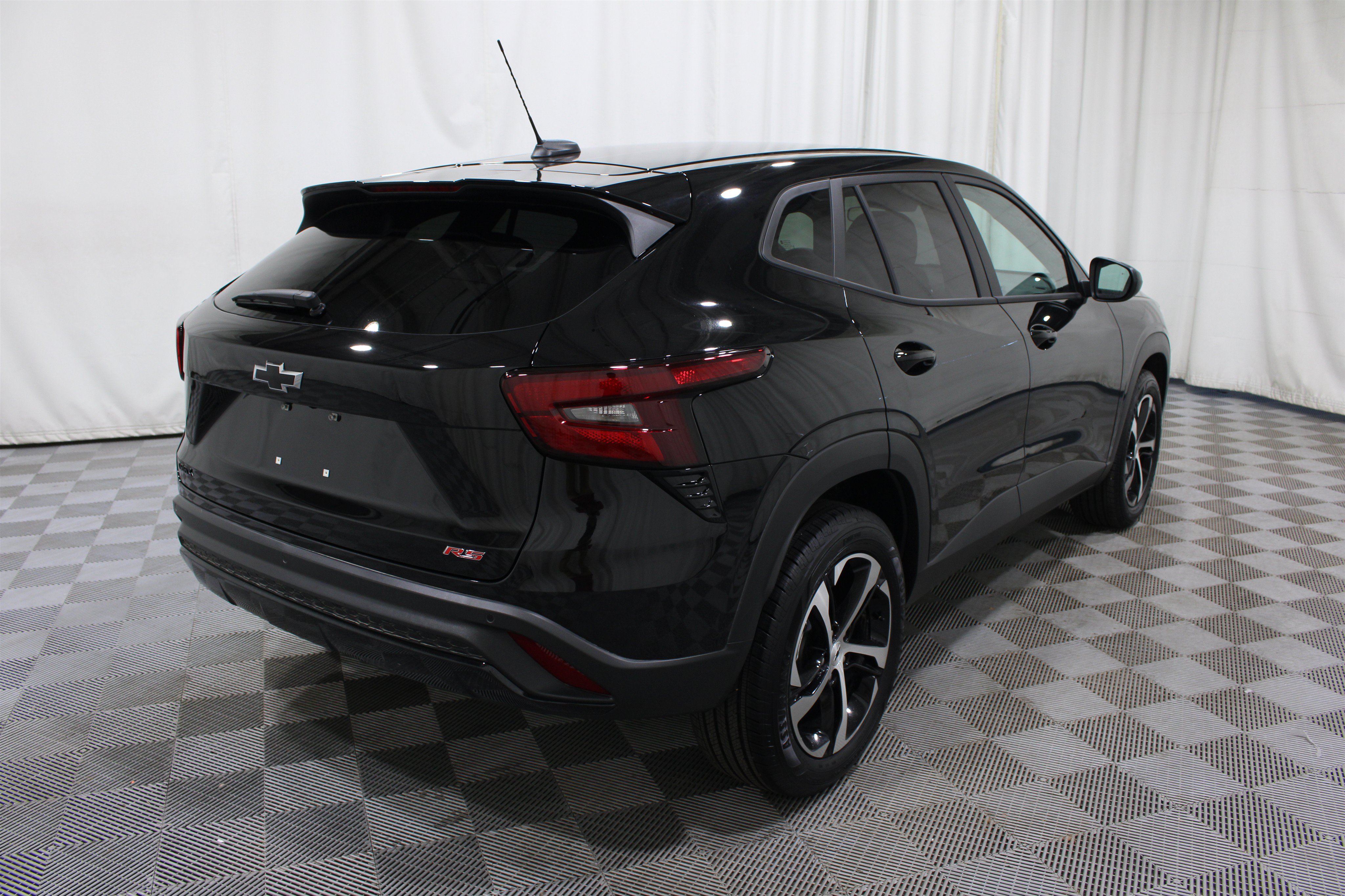 New 2026 Chevrolet Trax RS w/ Driver Confidence Package FWD image 28