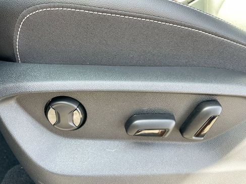 New 2025 Volkswagen Atlas SE image 37