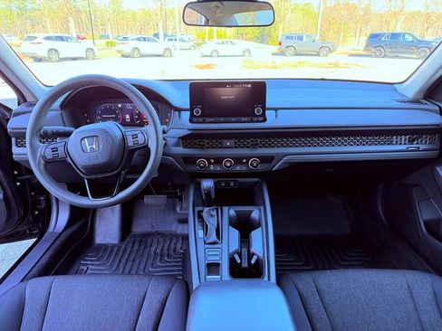 Used 2023 Honda Accord LX image 7