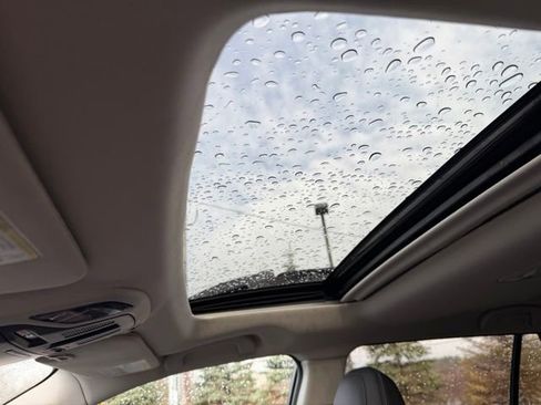 Certified 2025 Subaru Outback Limited image 20