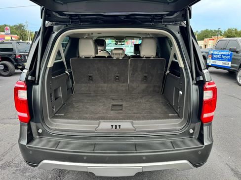 Used 2018 Ford Expedition Max XLT w/ Equipment Group 202A RWD image 14