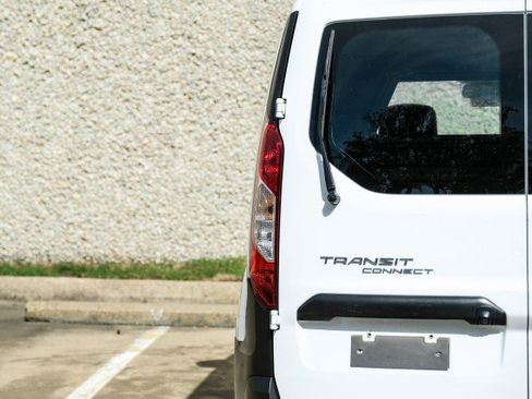Used 2023 Ford Transit Connect XL image 43