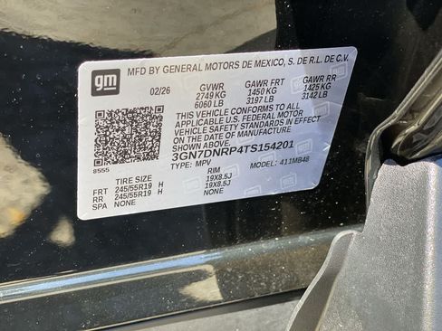Used 2026 Chevrolet Equinox EV LT FWD image 28