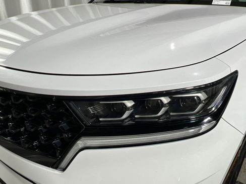 Used 2021 Kia Sorento SX image 13