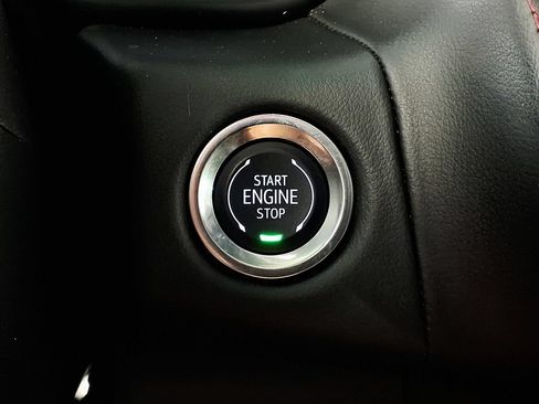 Used 2024 Chevrolet Suburban RST w/ Luxury Package RWD image 16