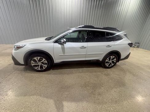 Used 2021 Subaru Outback Touring XT image 2