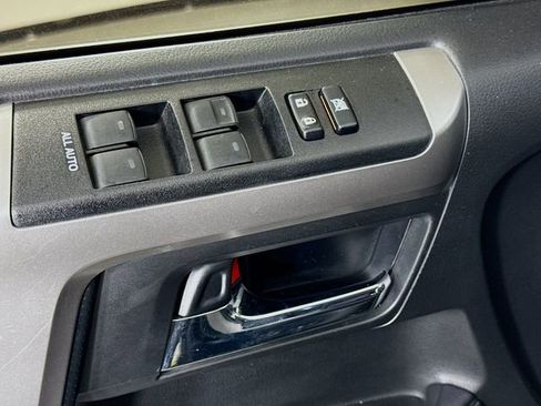 Certified 2021 Toyota 4Runner SR5 AWD/4WD image 18