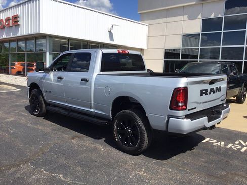 Certified 2026 RAM 2500 Big Horn AWD/4WD image 6