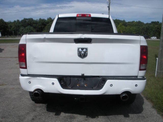 Used 2011 RAM 1500 Sport w/ Sport Premium Group AWD/4WD image 5