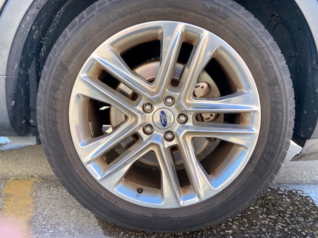 Used 2017 Ford Explorer Limited w/ Class II Trailer Tow Package FWD image 13