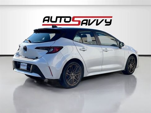 Used 2025 Toyota Corolla Hatchback image 7