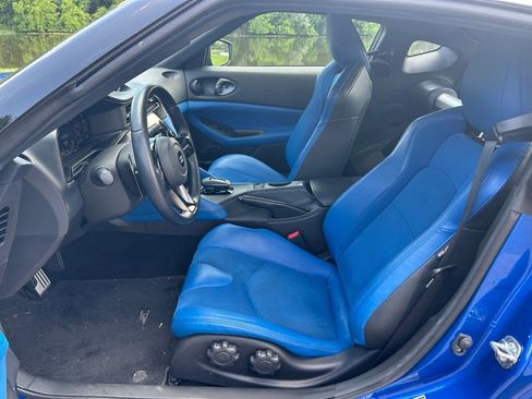 Used 2024 Nissan Z Performance w/ Floor Mat Package RWD image 16