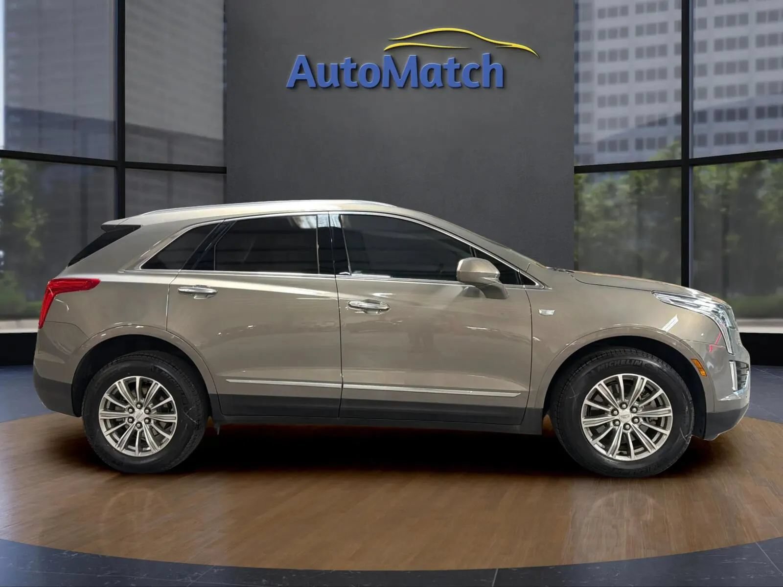 Used 2018 Cadillac XT5 Luxury FWD image 12