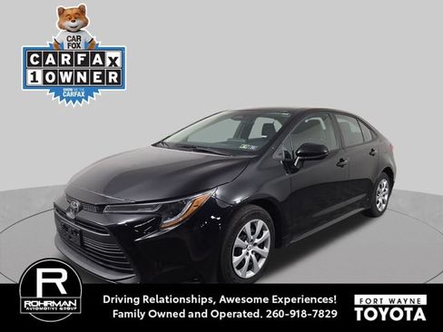 Used 2024 Toyota Corolla LE FWD image 1