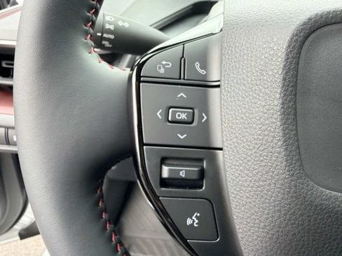 Certified 2026 Toyota Prius Plug-In Hybrid FWD image 26