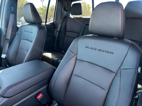 New 2026 Honda Ridgeline Black Edition image 11