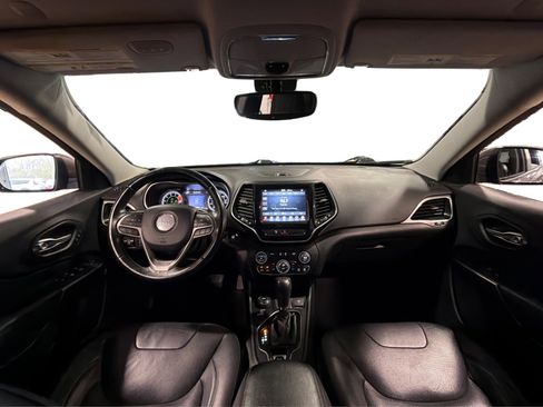 Used 2020 Jeep Cherokee Limited AWD/4WD image 40