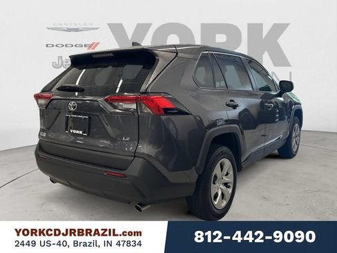 Used 2023 Toyota RAV4 LE FWD image 5